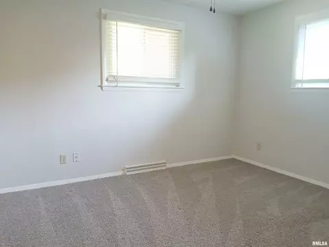 Bedroom - 65 Lambert Ln, Springfield, IL 62704 photo 3 of 3