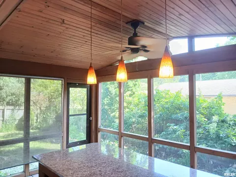 Exterior - 65 Lambert Ln, Springfield, IL 62704 photo 6 of 10