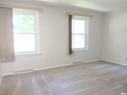 Bedroom - 65 Lambert Ln, Springfield, IL 62704 photo 1 of 3