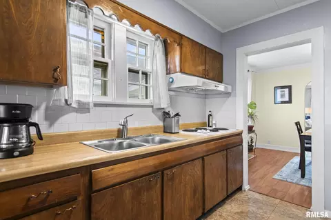 Kitchen - 2109 S State St, Springfield, IL 62704 photo 1 of 2