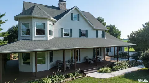 Exterior - 1998 Chelsea Dr, Springfield, IL 62712 photo 16 of 18