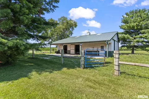 Exterior - 1998 Chelsea Dr, Springfield, IL 62712 photo 12 of 18