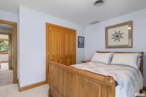 Bedroom - 1998 Chelsea Dr, Springfield, IL 62712 photo 6 of 8