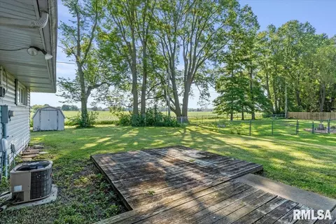 Exterior - 400 Southwind Rd, Springfield, IL 62703 photo 10 of 11