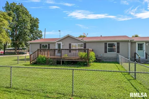 Other - 425 E North St, Pittsfield, IL 62363 photo 3 of 15