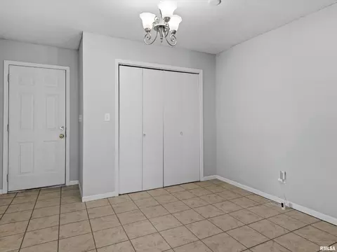 Other - 1212 Dani Ln, Springfield, IL 62712 photo 2 of 5