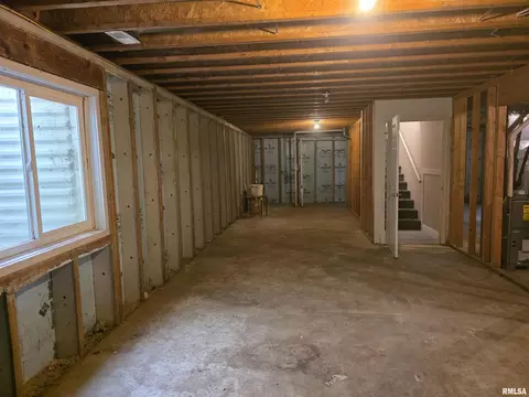 Other - 1405 Edwards St, Springfield, IL 62703 photo 3 of 7