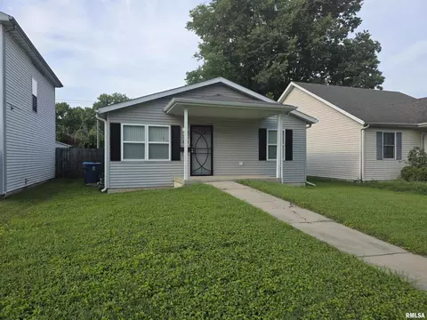 Exterior - 1405 Edwards St, Springfield, IL 62703 photo 2 of 4
