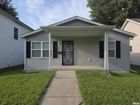 1405 Edwards St, Springfield, IL 62703