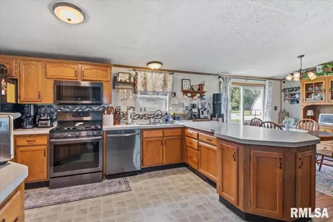 Kitchen - 1001 E Old Route 36, Alexander, IL 62601 photo 2 of 2