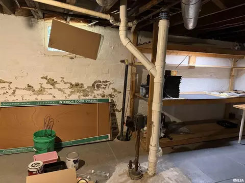 Other - 619 E Oak St, Springfield, IL 62703 photo 7 of 12