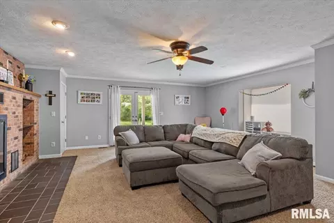 Other - 97 Circle Dr, Springfield, IL 62703 photo 4 of 14