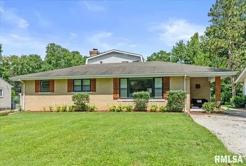 Exterior - 97 Circle Dr, Springfield, IL 62703 photo 1 of 9