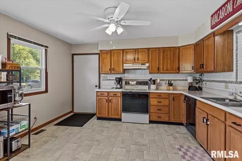 Kitchen - 703 E Holden St, Virden, IL 62690 photo 1 of 3