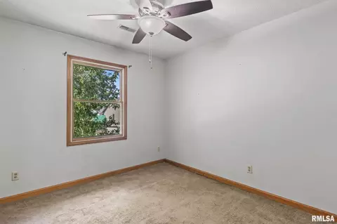 Bedroom - 8 Abbey Ct, Chatham, IL 62629 photo 7 of 12