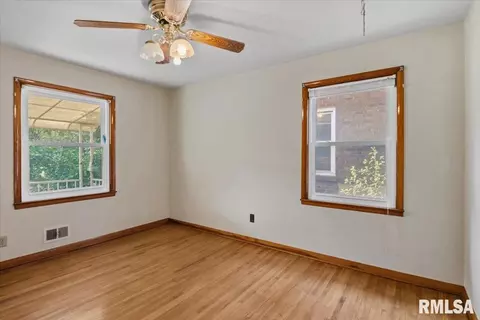 Bedroom - 229 N Milton Ave, Springfield, IL 62702 photo 1 of 4