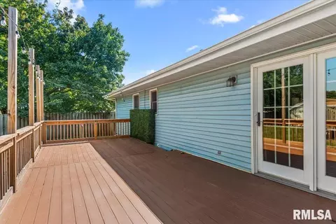 Exterior - 2517 Columbus Cir, Springfield, IL 62703 photo 10 of 10