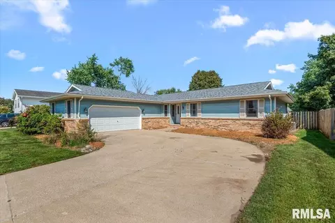 Other - 2517 Columbus Cir, Springfield, IL 62703 photo 2 of 15