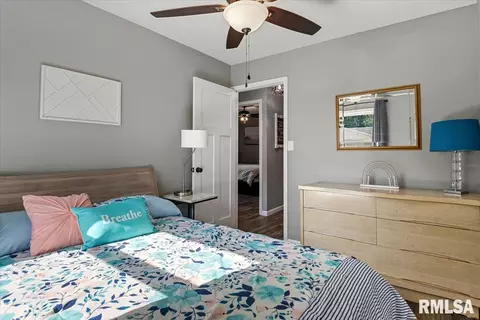 Bedroom - 2517 Burton Dr, Springfield, IL 62703 photo 6 of 6