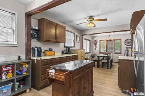Kitchen - 2036 N 7th St, Springfield, IL 62704 photo 1 of 5