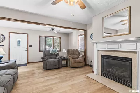 Other - 2036 N 7th St, Springfield, IL 62704 photo 5 of 10