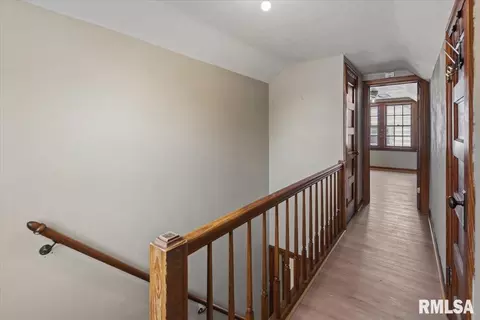 Entry Way - 1320 E Stanford Ave, Springfield, IL 62703 photo 2 of 2