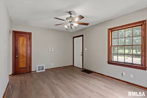 Living - 1320 E Stanford Ave, Springfield, IL 62703 photo 1 of 1