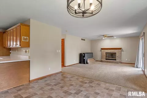 Living - 2105 Burgess Dr, Springfield, IL 62711 photo 5 of 8