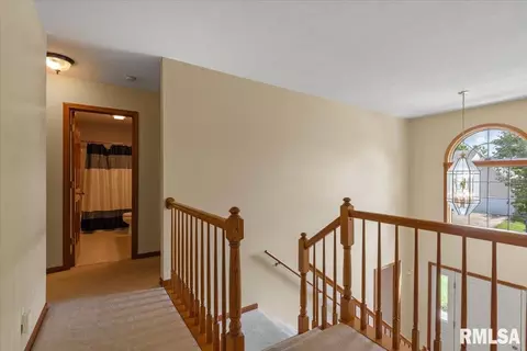 Entry Way - 2105 Burgess Dr, Springfield, IL 62711 photo 3 of 3