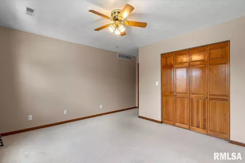 Bedroom - 2105 Burgess Dr, Springfield, IL 62711 photo 7 of 10