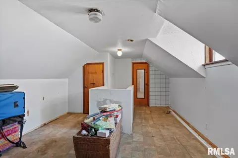 Entry Way - 1304 N 3rd St, Springfield, IL 62702 photo 8 of 8