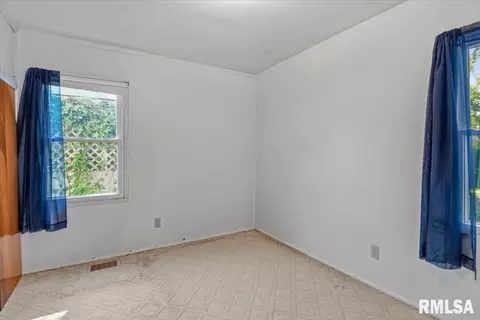 Bedroom - 18 Barbara Ct, Springfield, IL 62704 photo 1 of 6