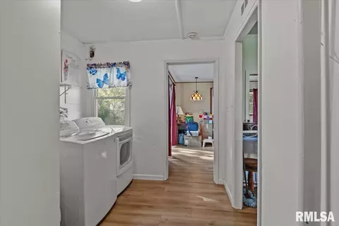 Entry Way - 18 Barbara Ct, Springfield, IL 62704 photo 1 of 1