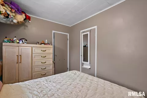 Bedroom - 3004 S Allis Ave, Springfield, IL 62703 photo 2 of 3