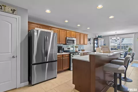 Kitchen - 4809 Savoy Dr, Springfield, IL 62711 photo 1 of 4