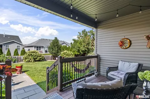 Exterior - 4809 Savoy Dr, Springfield, IL 62711 photo 2 of 7