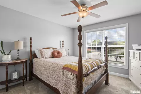 Bedroom - 4809 Savoy Dr, Springfield, IL 62711 photo 5 of 8