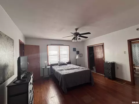 Bedroom - 604 W Maple Ave N, Springfield, IL 62702 photo 3 of 3