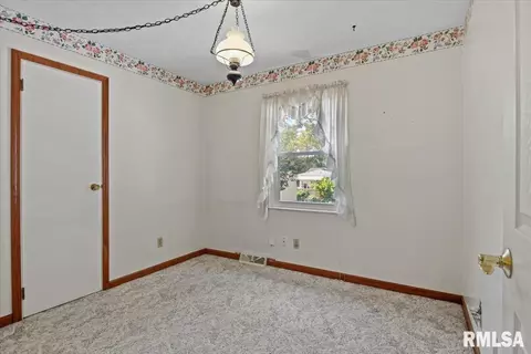 Bedroom - 1821 Denton Dr, Springfield, IL 62702 photo 3 of 8