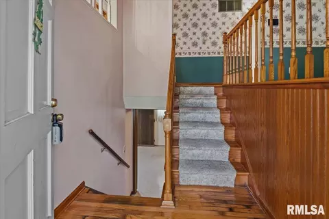Entry Way - 1821 Denton Dr, Springfield, IL 62702 photo 1 of 3