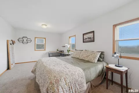 Bedroom - 2995 147th Ave, Sherrard, IL 61281 photo 2 of 3