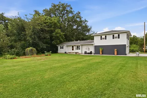 Exterior - 2995 147th Ave, Sherrard, IL 61281 photo 2 of 7