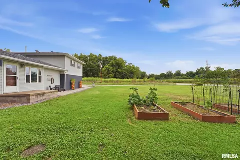 Exterior - 2995 147th Ave, Sherrard, IL 61281 photo 5 of 7