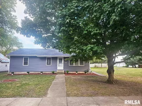 223 S Monroe St, Harvel, IL 62538