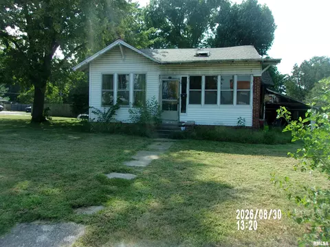 503 Cain Ave, Roodhouse, IL 62082