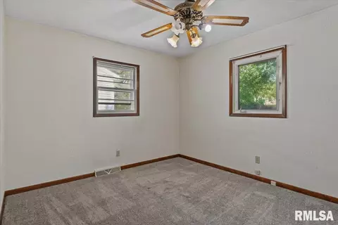 Bedroom - 3606 Sheffield Rd, Springfield, IL 62703 photo 3 of 6