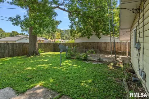 Exterior - 3606 Sheffield Rd, Springfield, IL 62703 photo 6 of 6