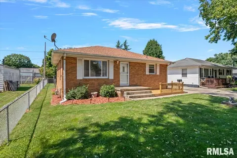 Exterior - 5 Saint Cabrini Ct, Springfield, IL 62702 photo 1 of 6