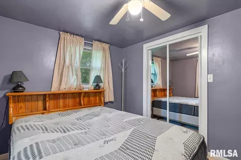 Bedroom - 1608 E Knox Ave, Springfield, IL 62703 photo 5 of 5