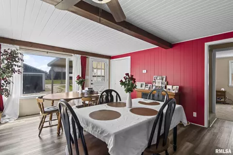 Dining - 1812 E Converse St, Springfield, IL 62702 photo 1 of 4